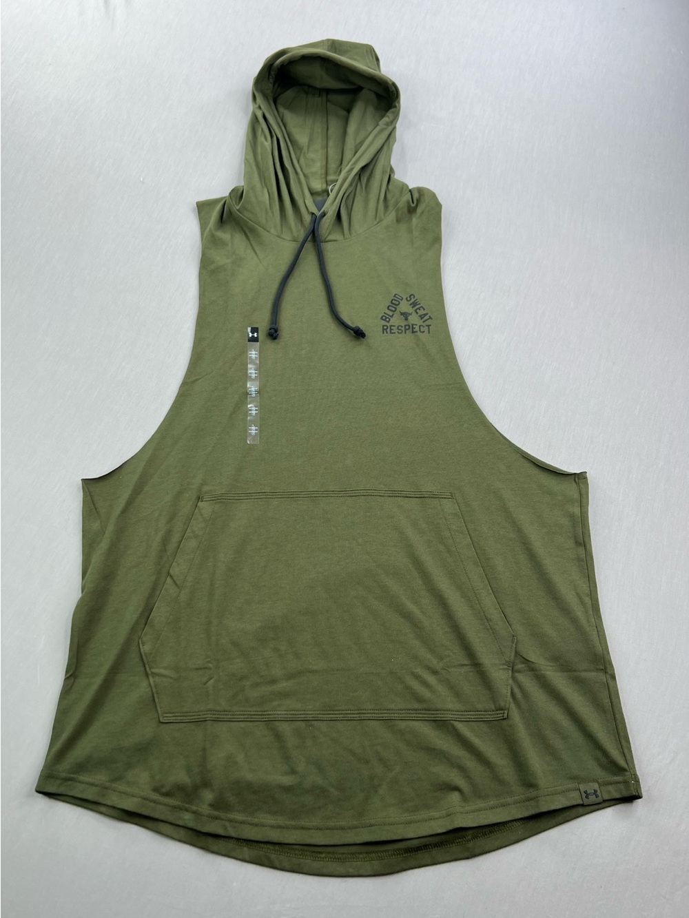 UNDER ARMOUR MENS PROJECT ROCK EXPEDITION SLEEVELESS LIGHTWEIGHT WORKOUT HOODIE